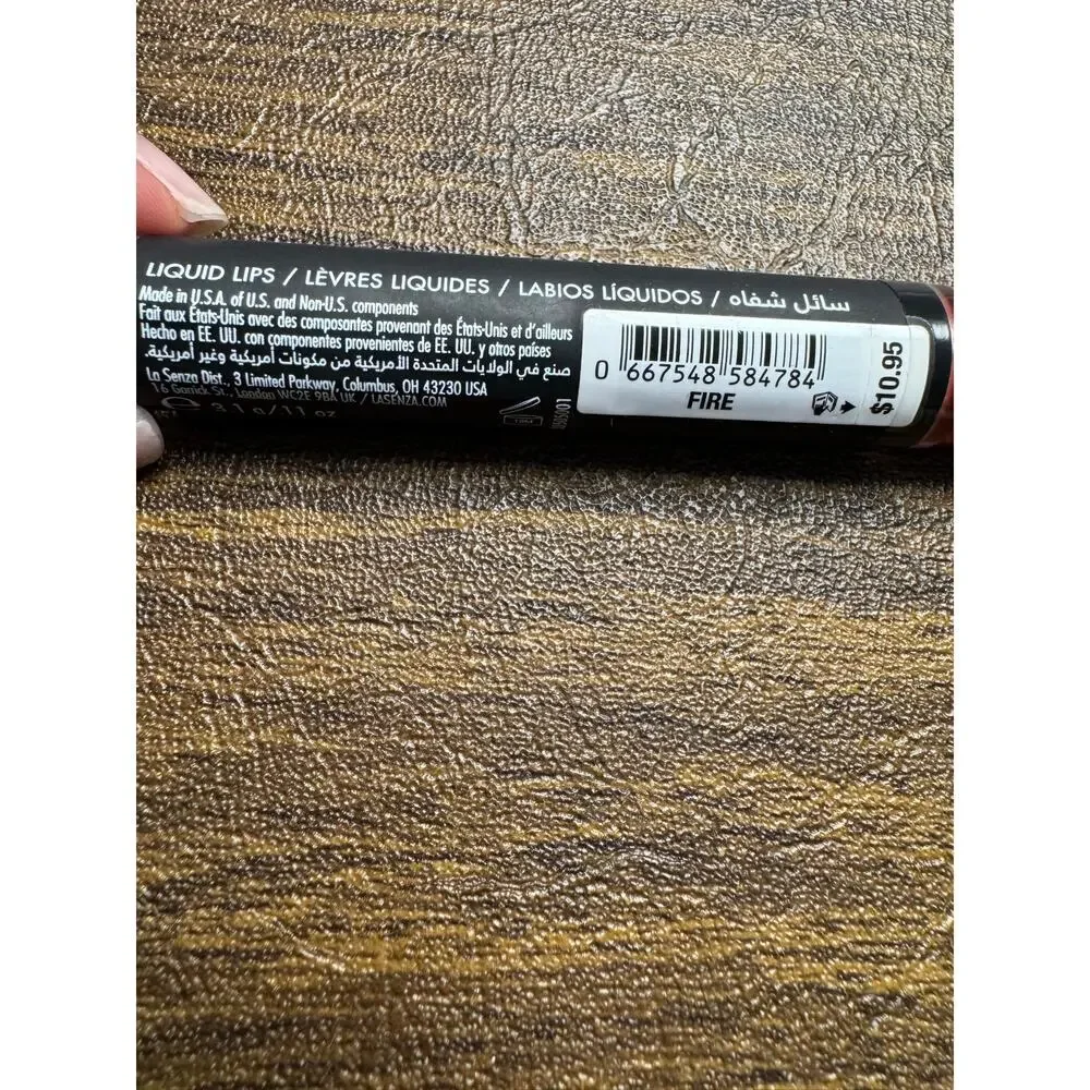 La Senza Liquid Lip Fire Vibrant Lip Gloss Lacquer - .11 oz